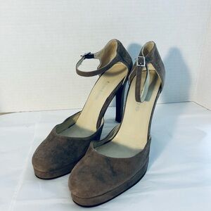 Bebe Taupe Suede Ankle Wrap Heeled Shoes
Elegant